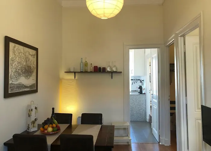 The Sunset Nest Apartment Lissabon